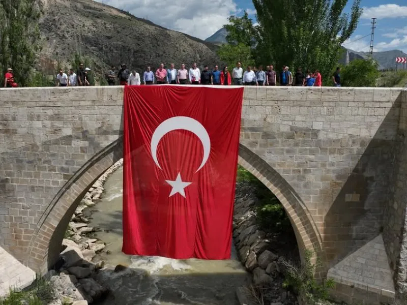 Tarihi Kireçli Köprü